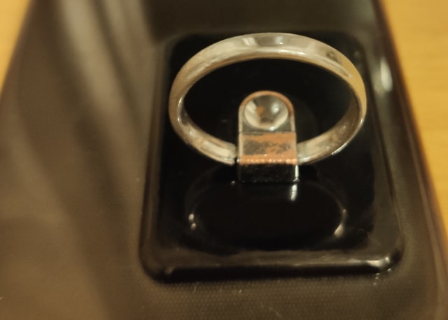 バンカーリング 粘着力